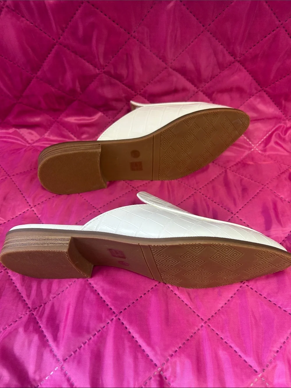 CL by Laundry White Croc-Embossed Slip-On Mules